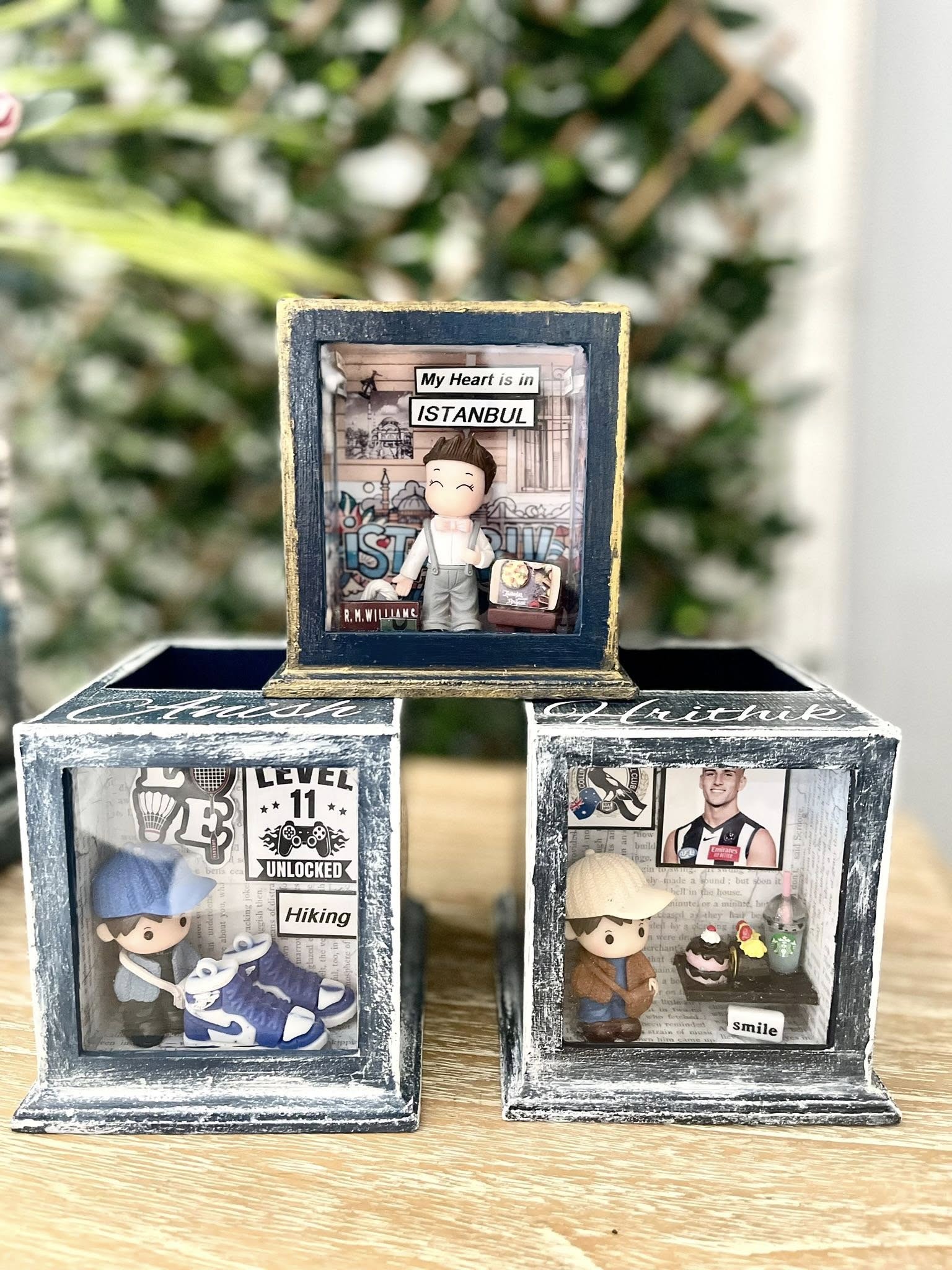 Shadow Box Pen Holder